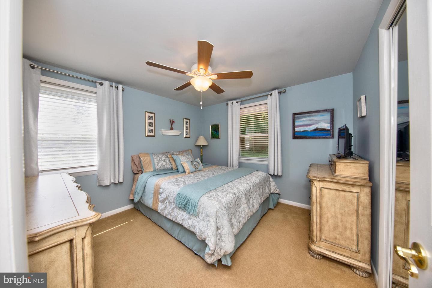 21 Colonial Road photo 28