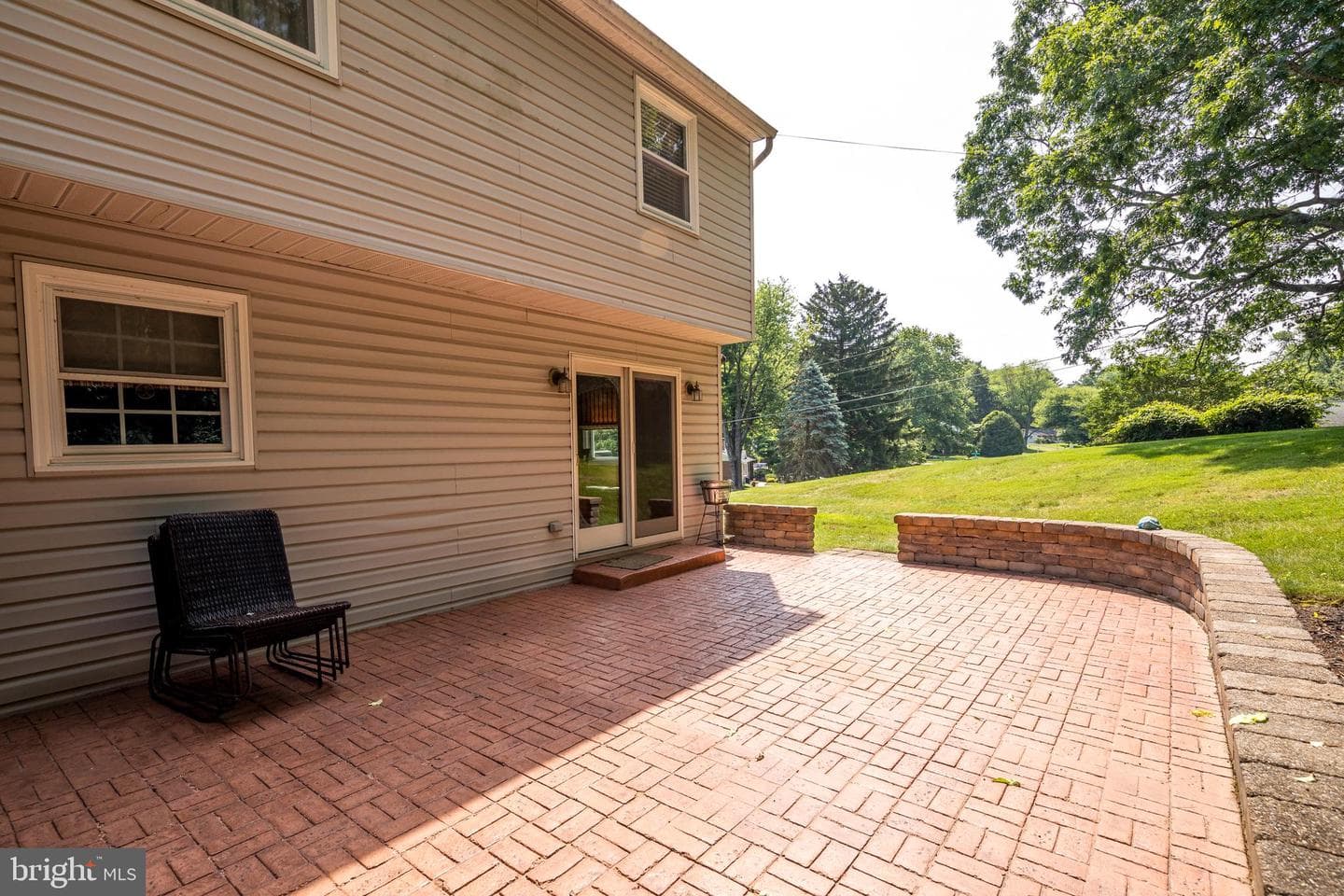 21 Colonial Road photo 33