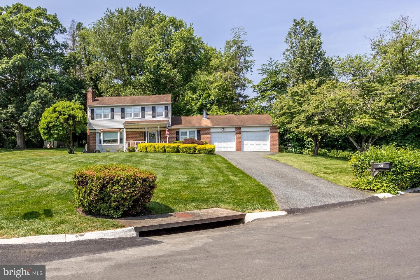 21 Colonial Road photo 36