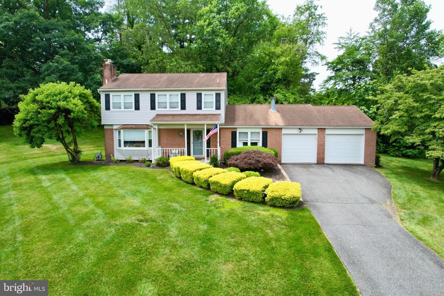 21 Colonial Road photo 37