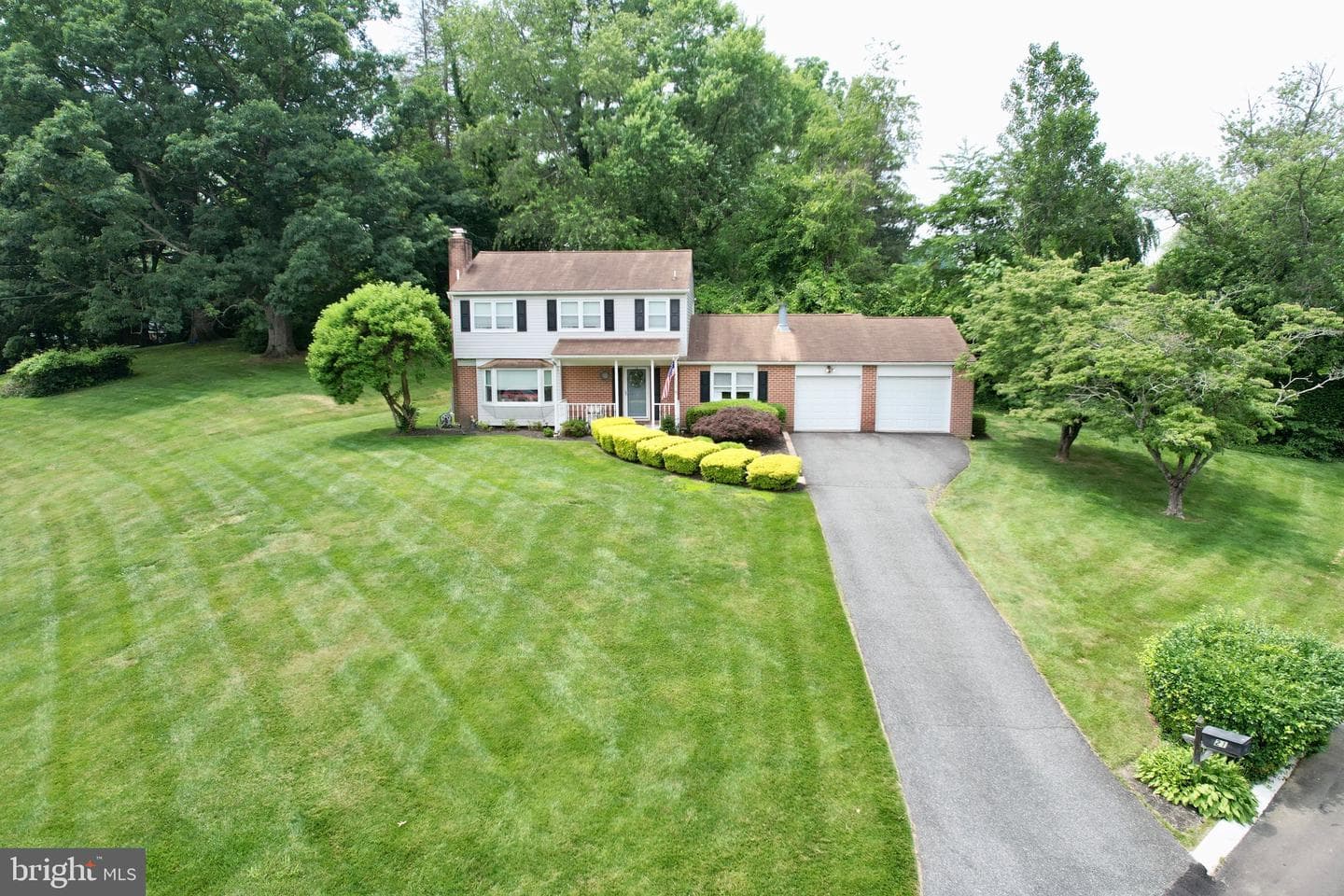 21 Colonial Road photo 38
