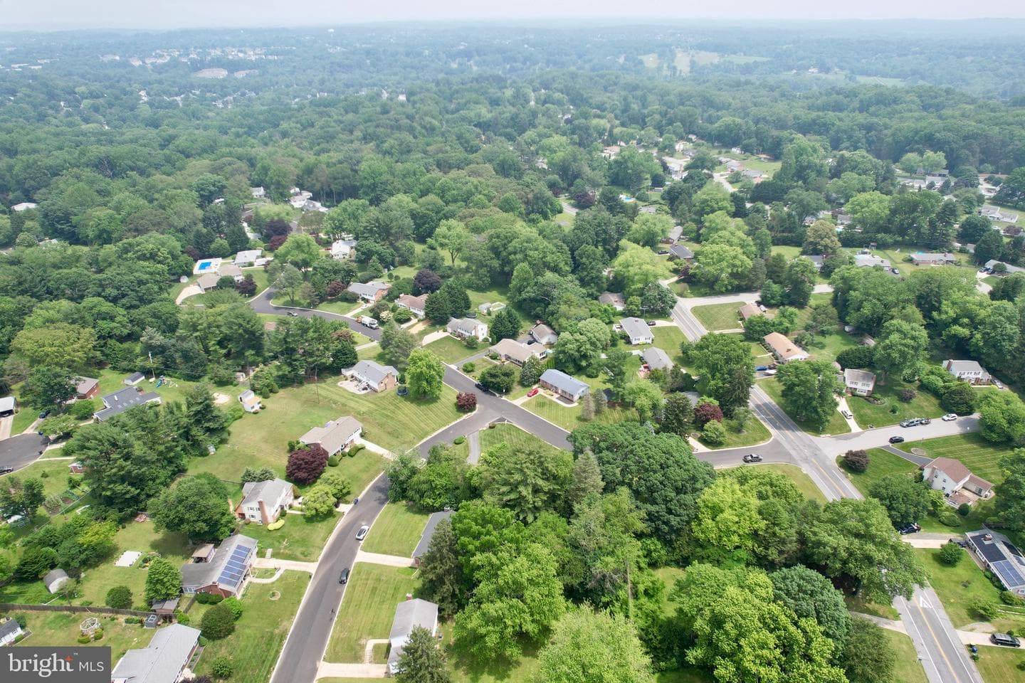 21 Colonial Road photo 45