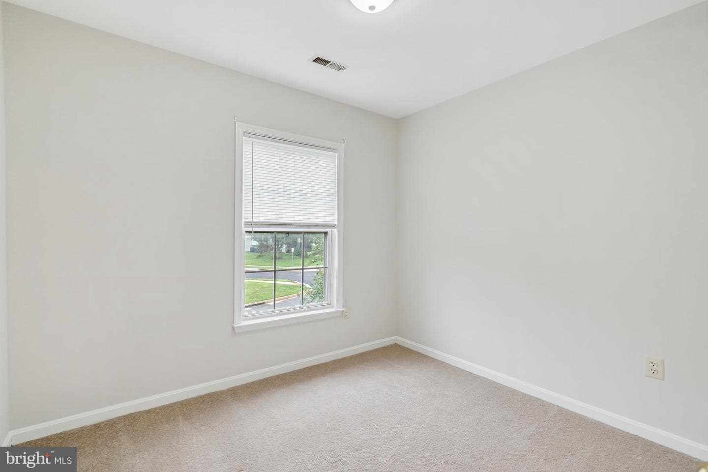 2134 Nicole Way photo 20