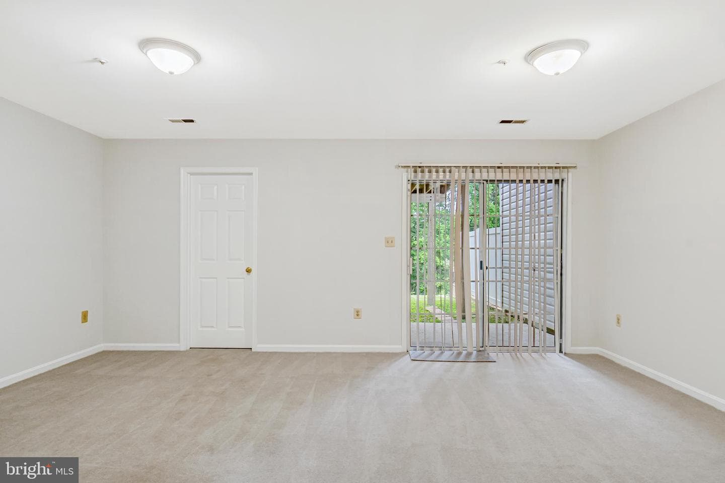 2134 Nicole Way photo 24
