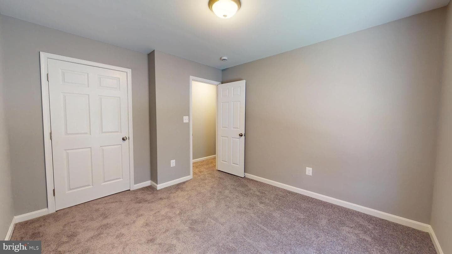 1202 Eugenia Way photo 20