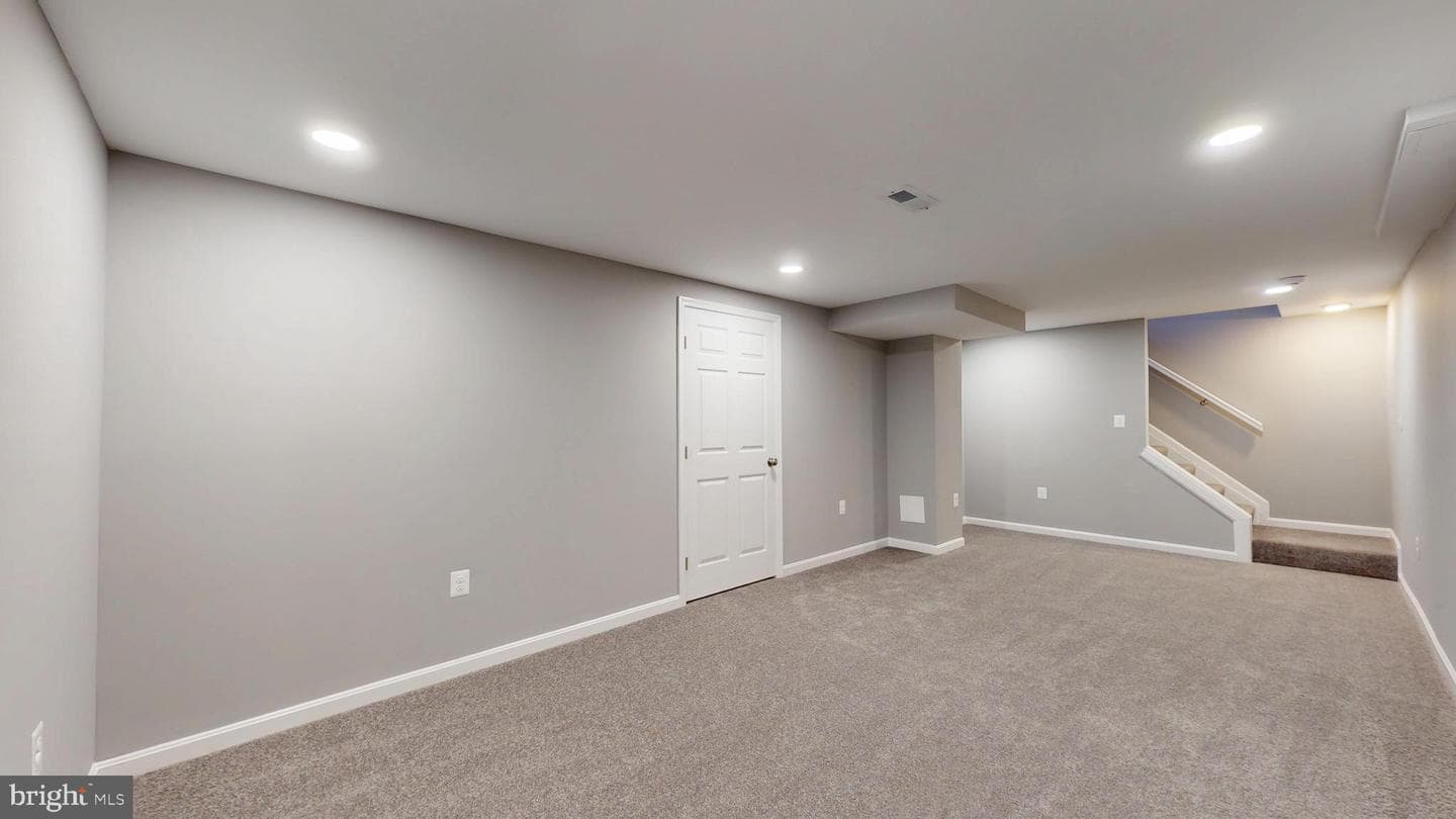1202 Eugenia Way photo 25