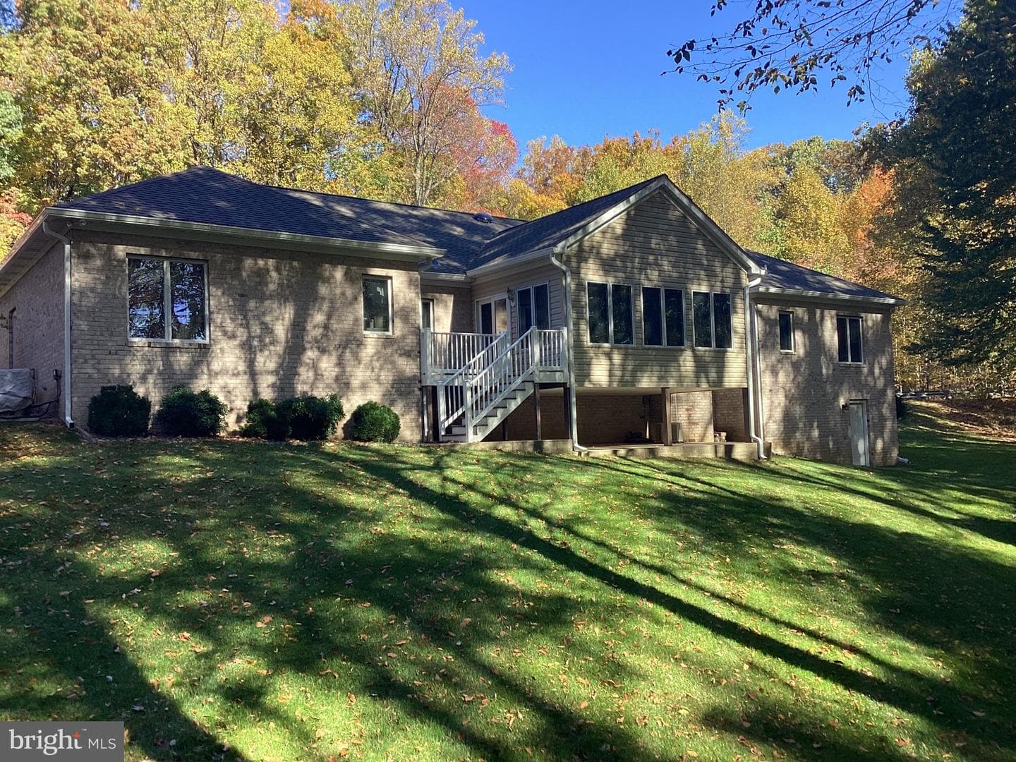 614 Cedarday Drive photo 3