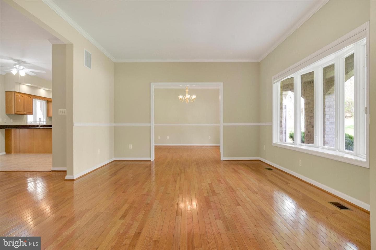 614 Cedarday Drive photo 6