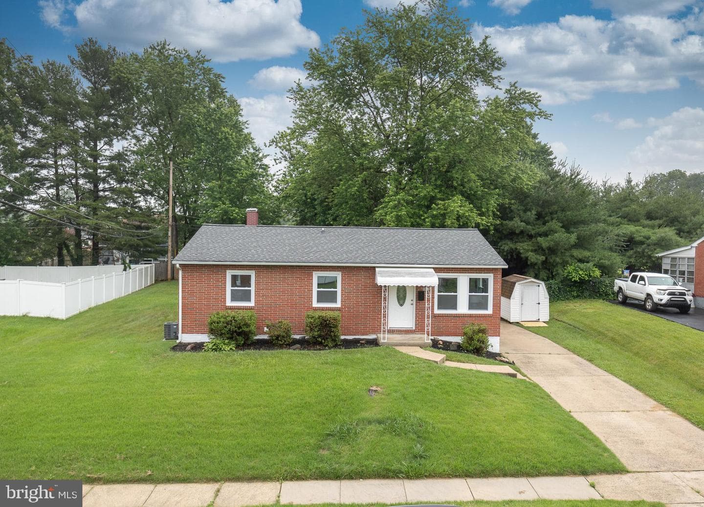 461 Doris Circle photo 5