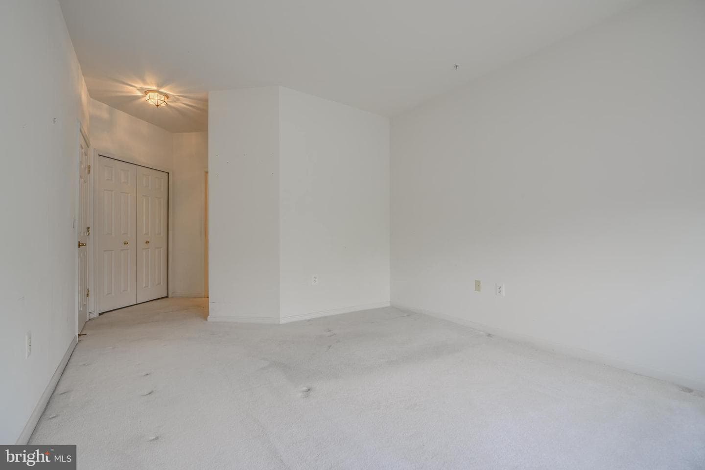 1302 Scottsdale Drive #171 photo 24
