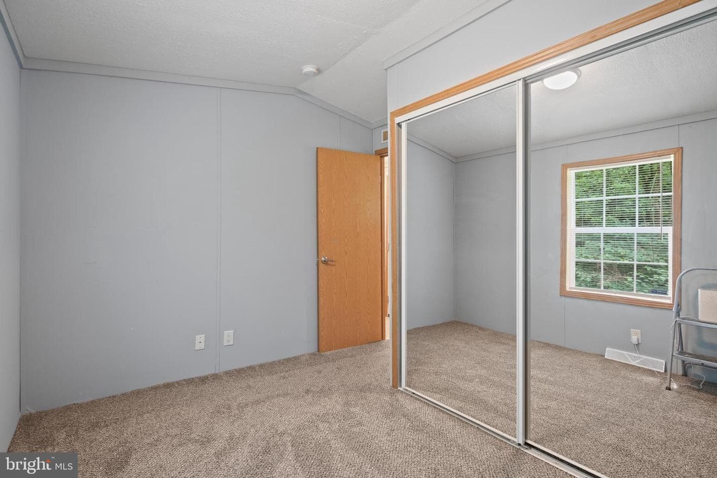 2519 Shureslanding Road photo 16