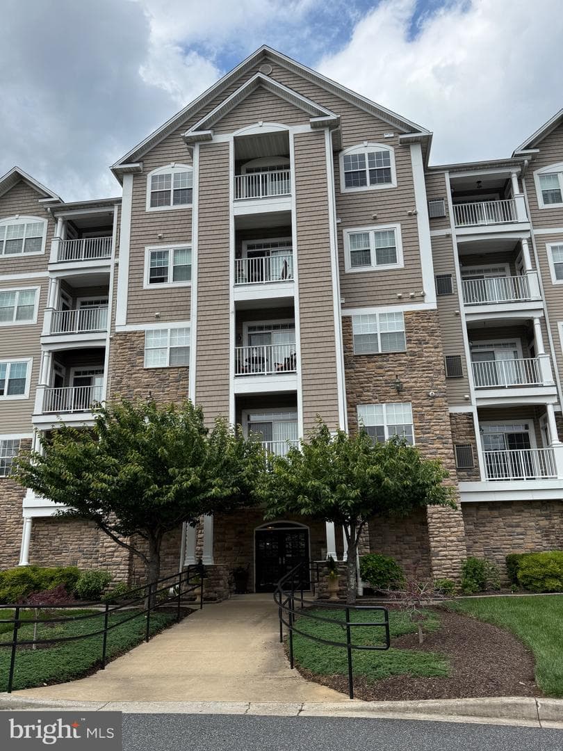 902 Macphail Woods Crossing #4f photo 46