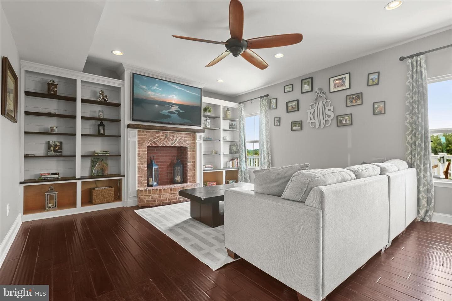 290 Henderson Road photo 8