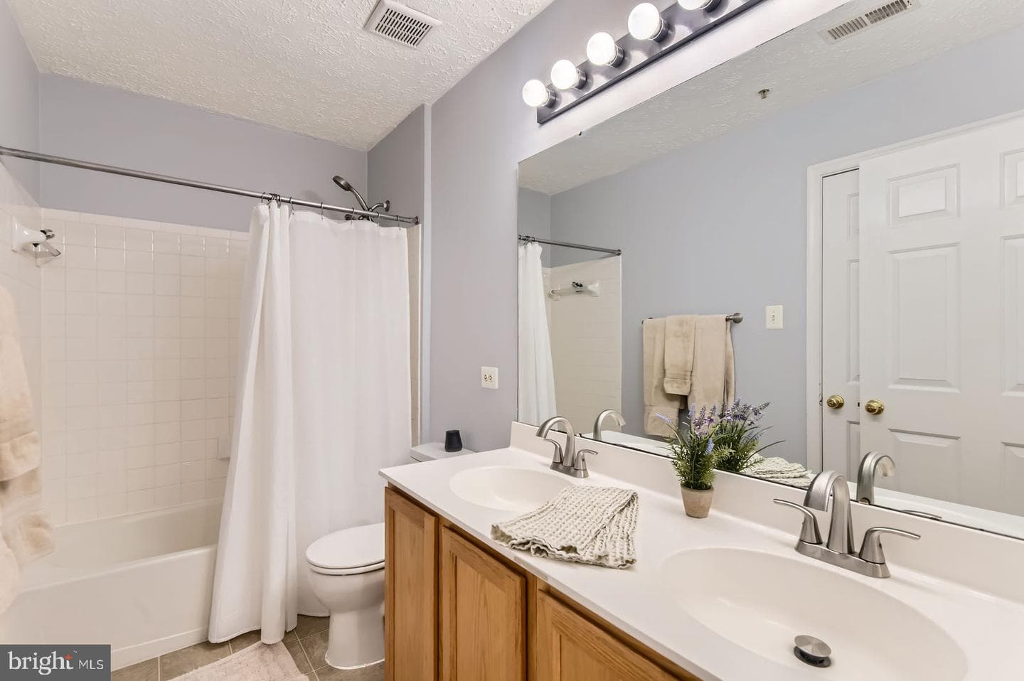 1948 Laurel Oak Drive photo 17