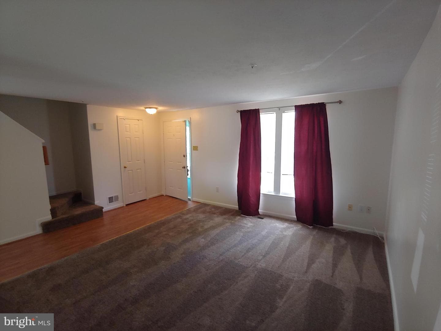 920 Gainsborough Court #920 photo 2
