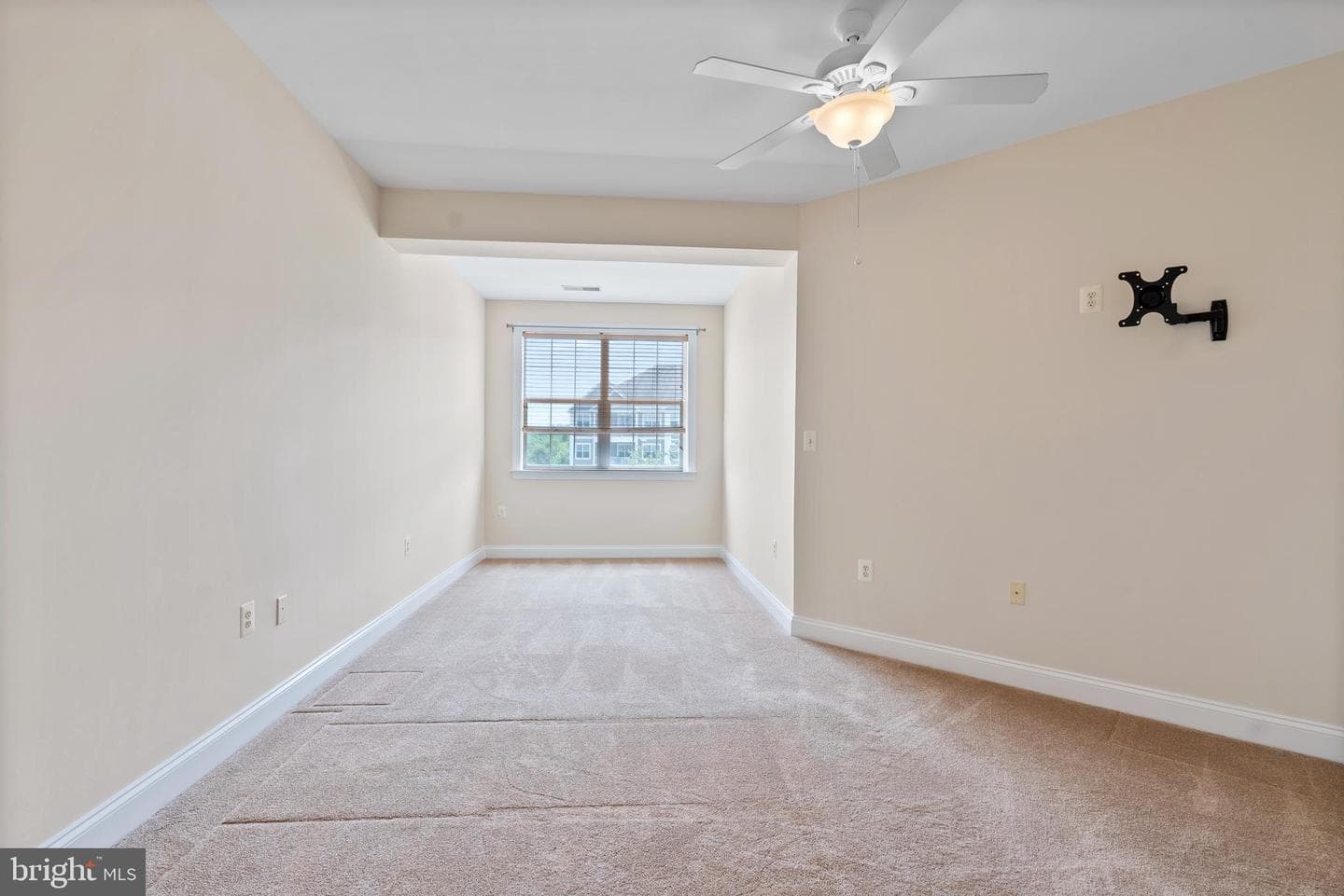 902 Macphail Woods Crossing #2i photo 18