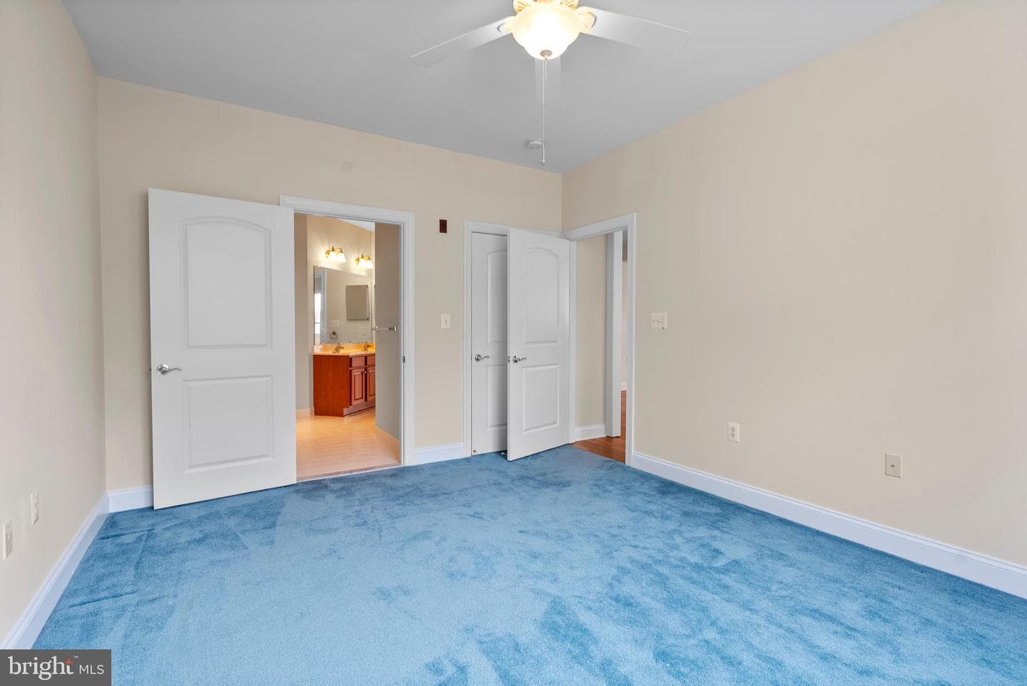 902 Macphail Woods Crossing #2i photo 33