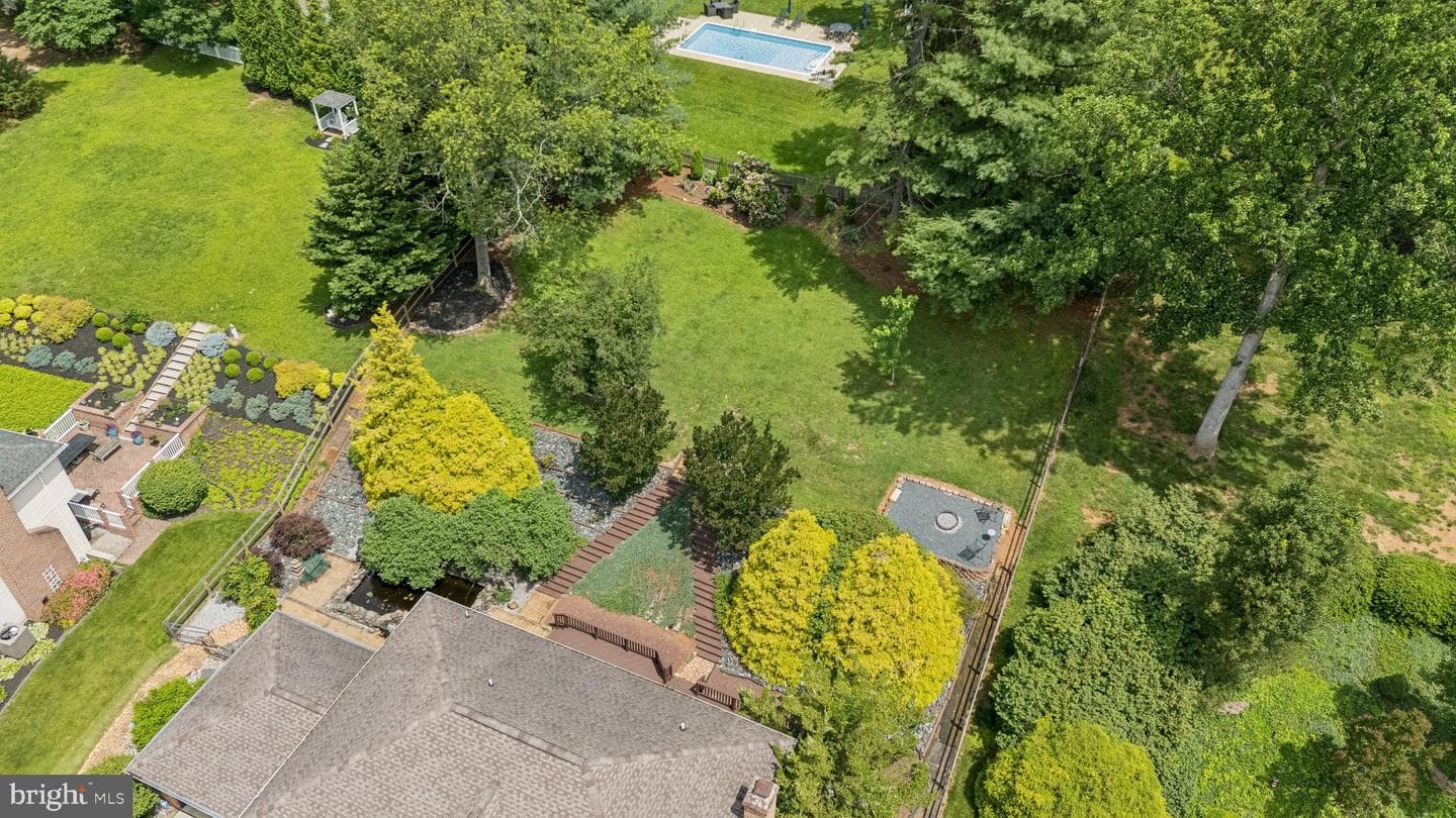 1211 Ambridge Road photo 32