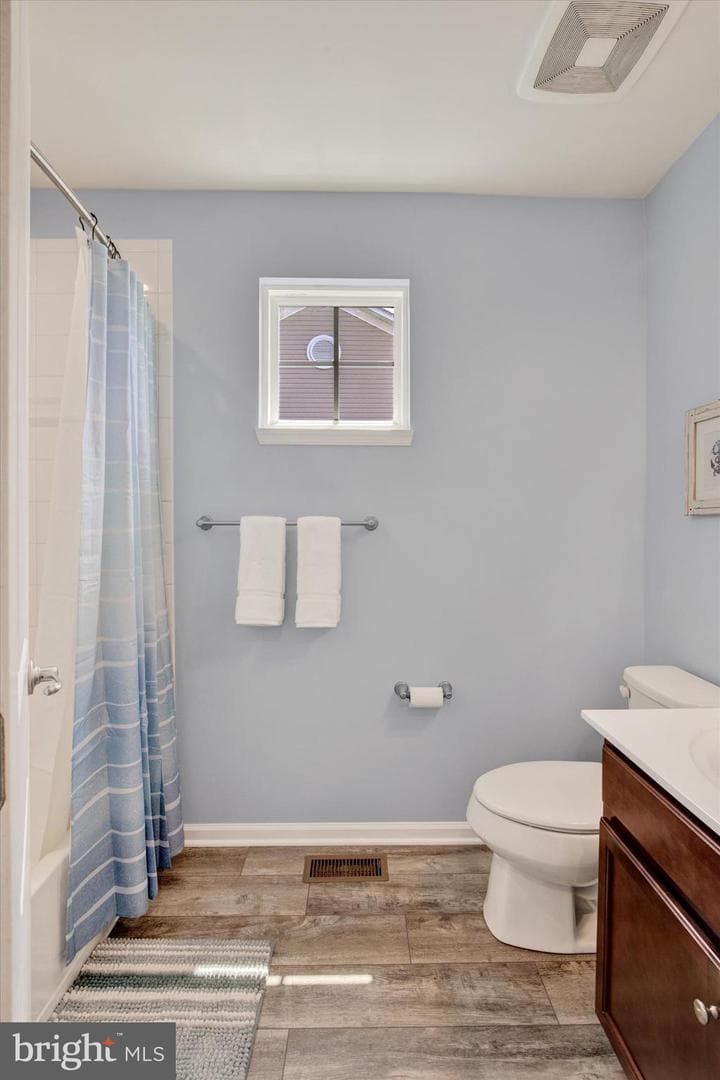 182 Mohegan Drive photo 24