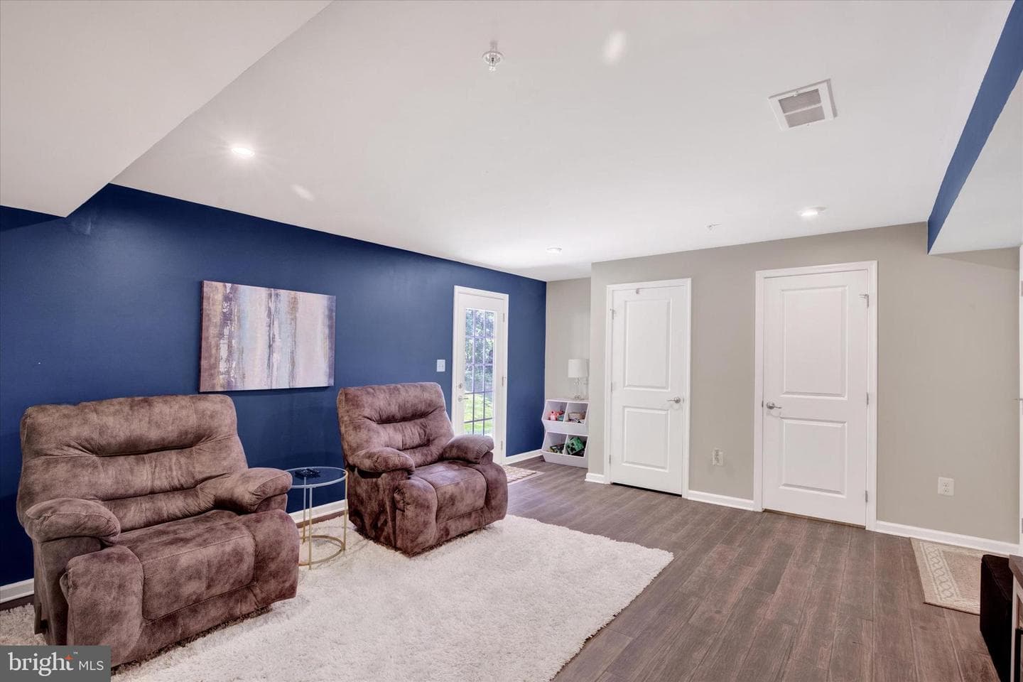 182 Mohegan Drive photo 26