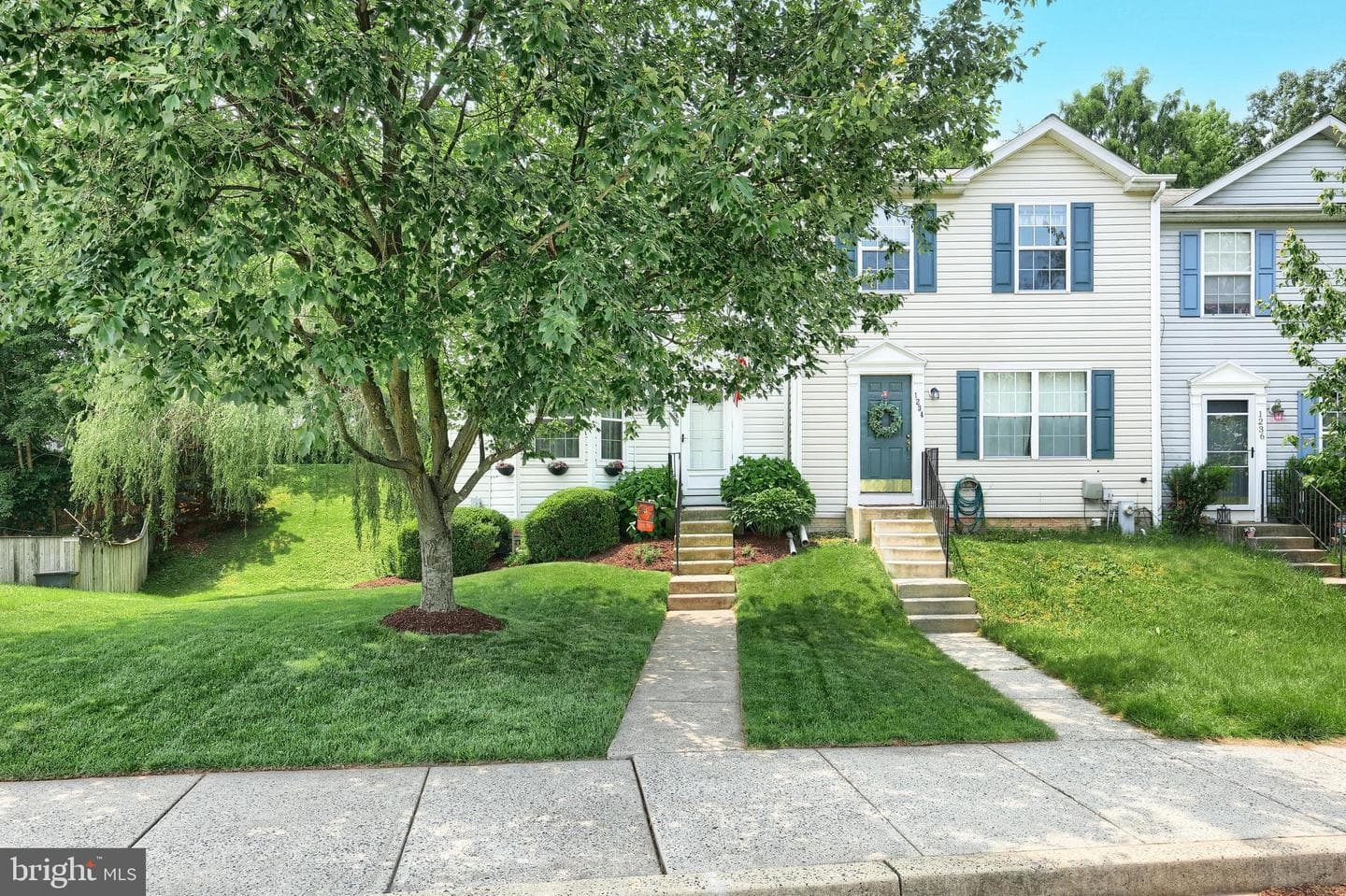 1232 Splashing Brook Drive photo 4