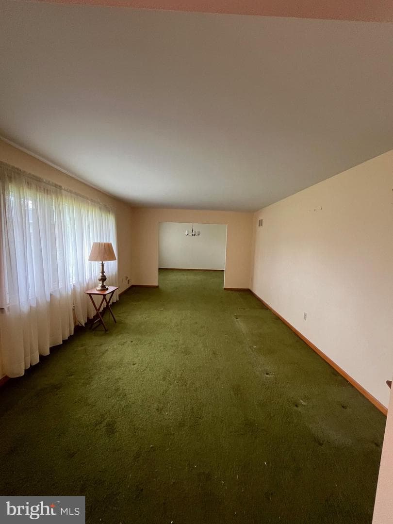 2402 Shelburne Place photo 11