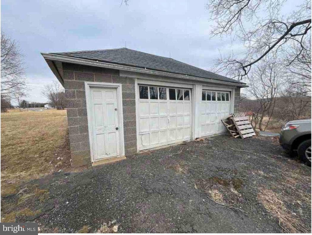 4065 Federal Hill Road photo 28