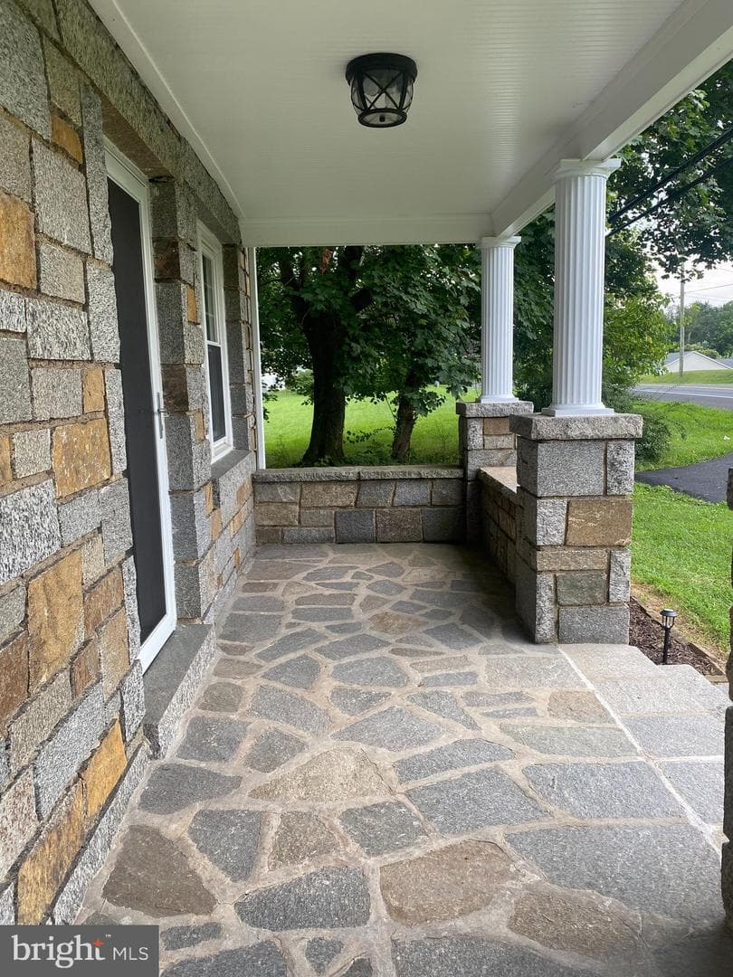 4065 Federal Hill Road photo 3