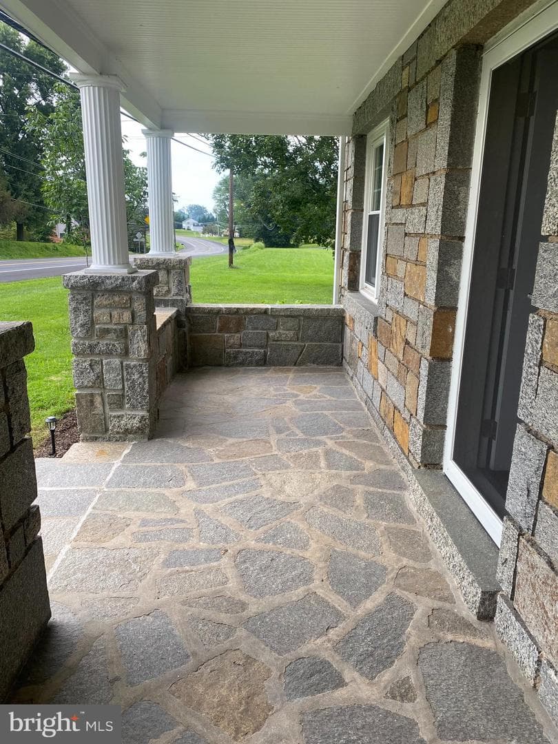 4065 Federal Hill Road photo 4
