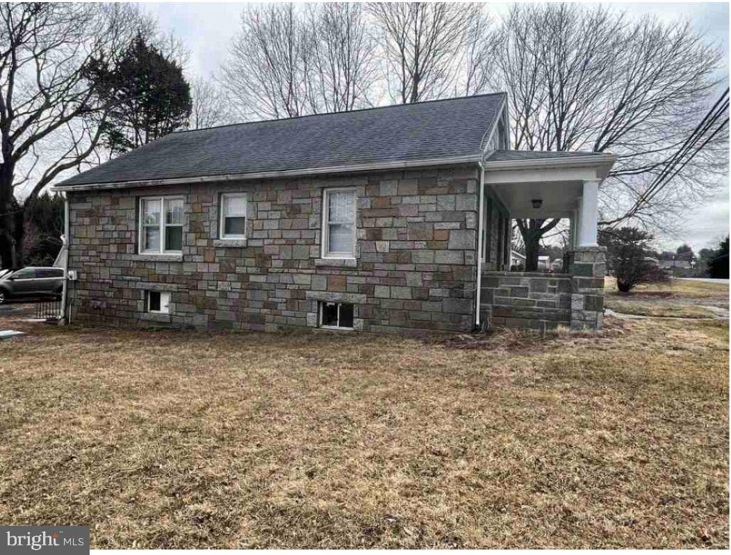 4065 Federal Hill Road photo 5