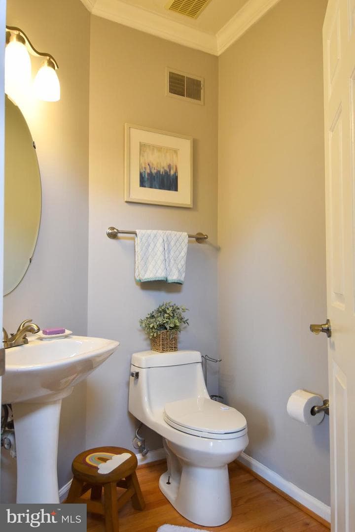 3166 Freestone Court photo 5