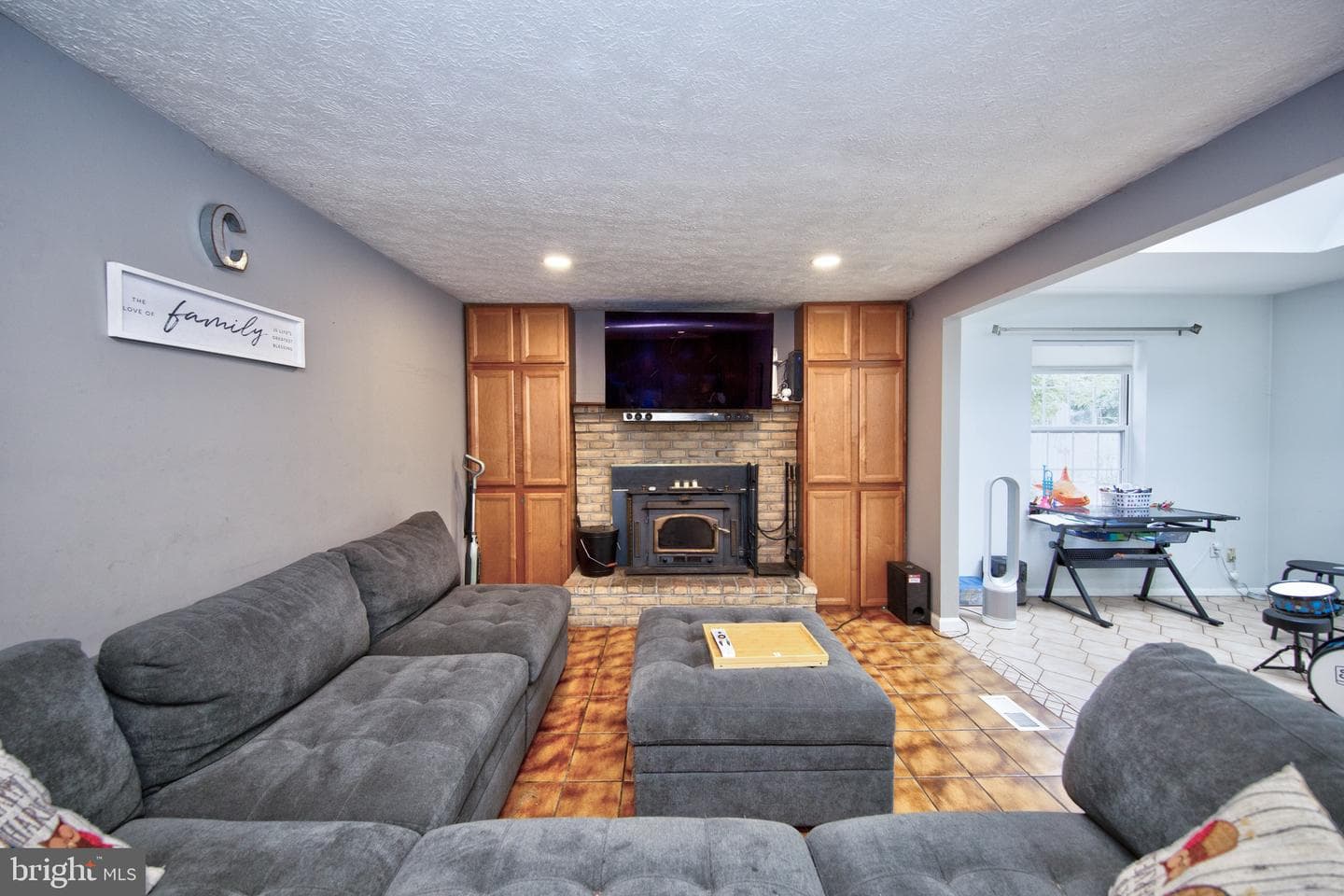 1651 Kreitler Valley Road photo 5