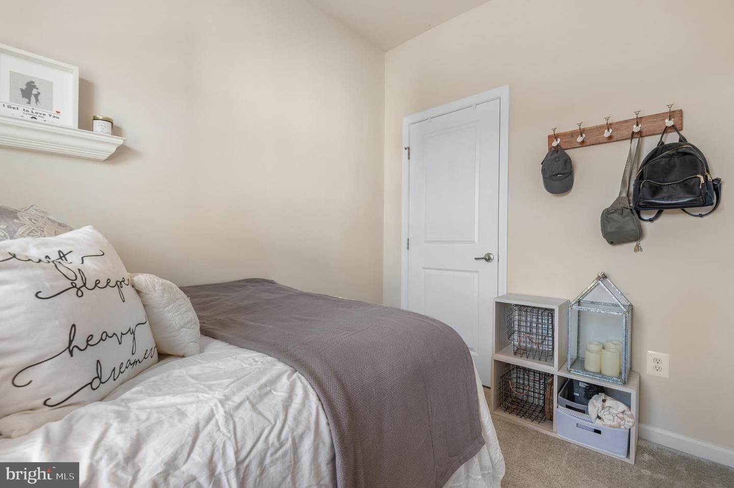 932 Dawes Court photo 43
