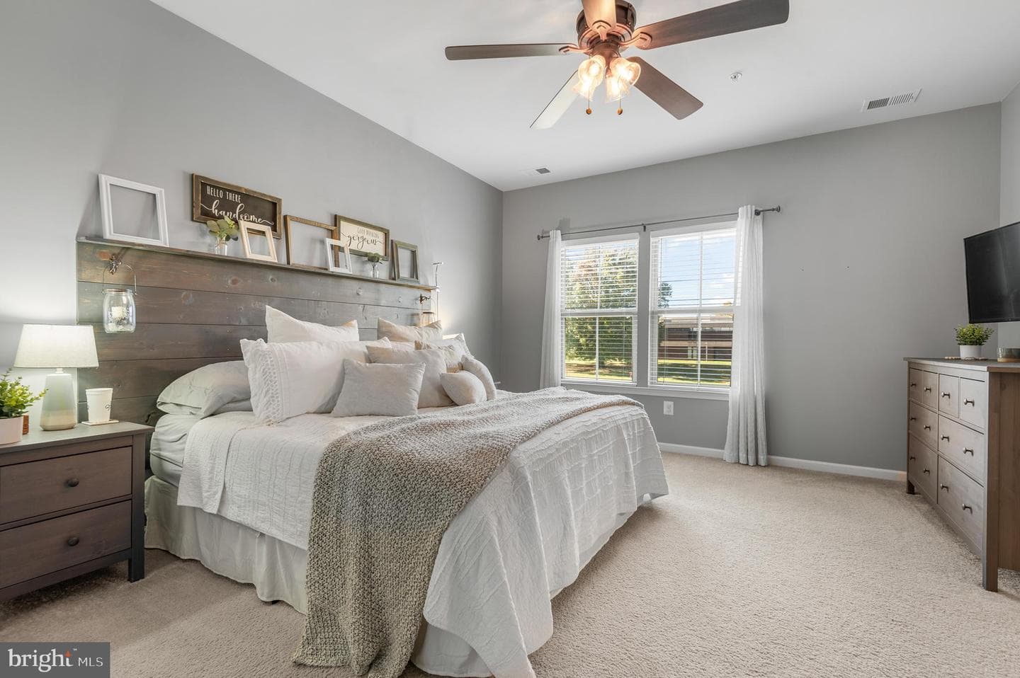 932 Dawes Court photo 48
