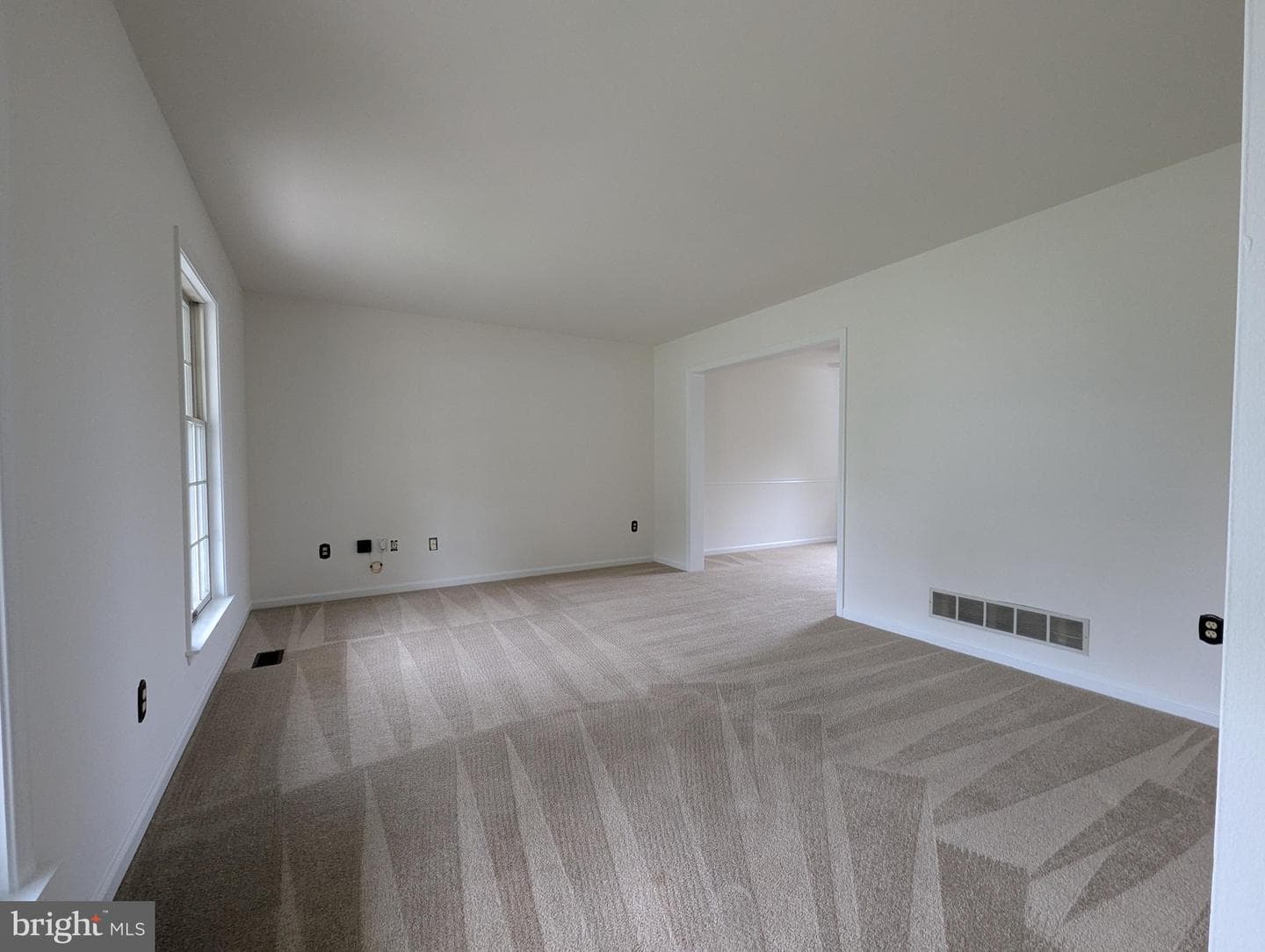 332 Hill Court photo 13