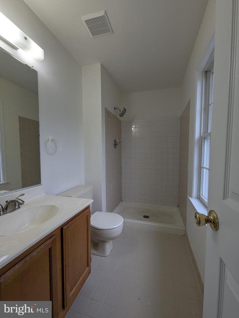 332 Hill Court photo 28