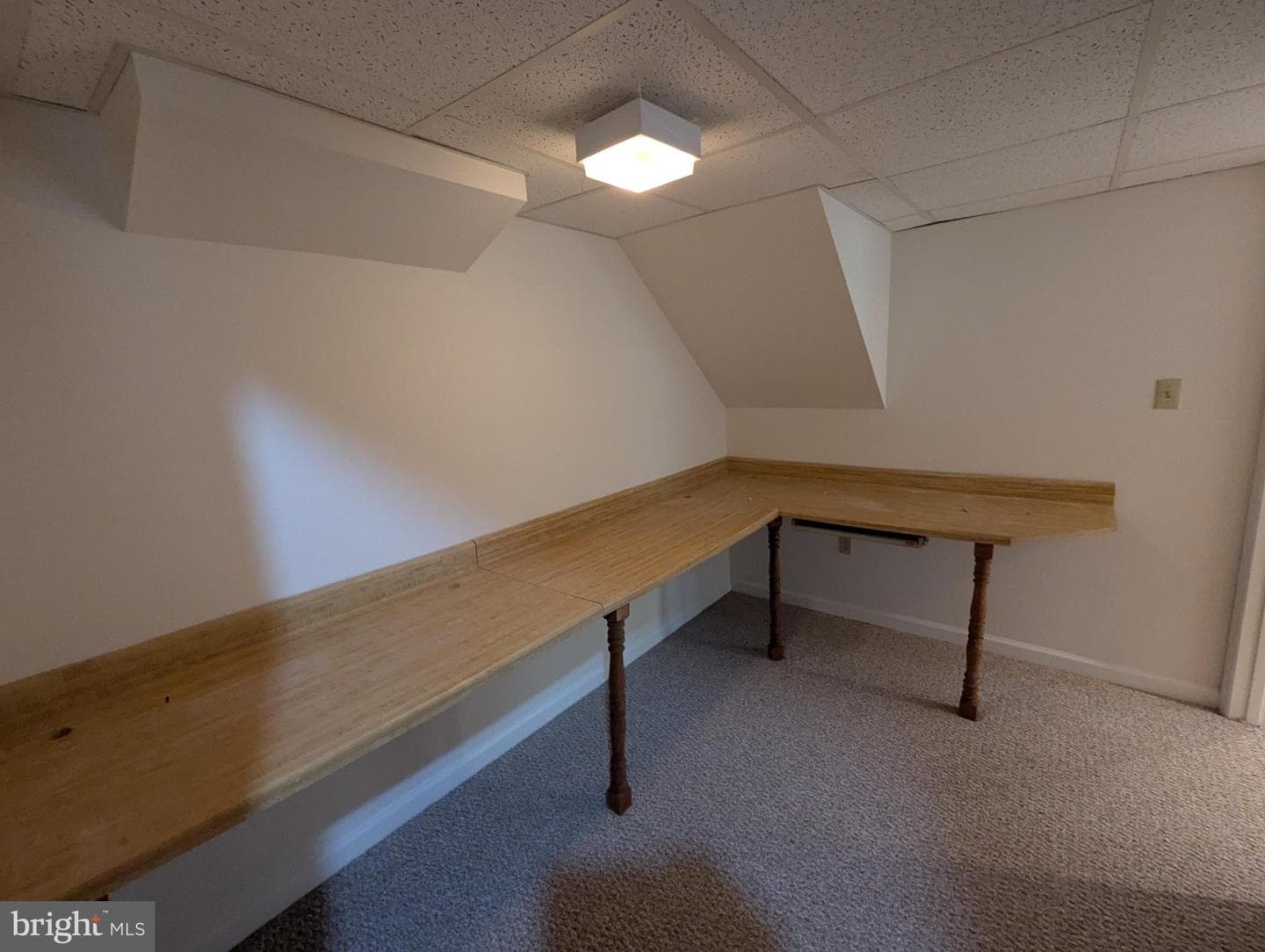 332 Hill Court photo 36