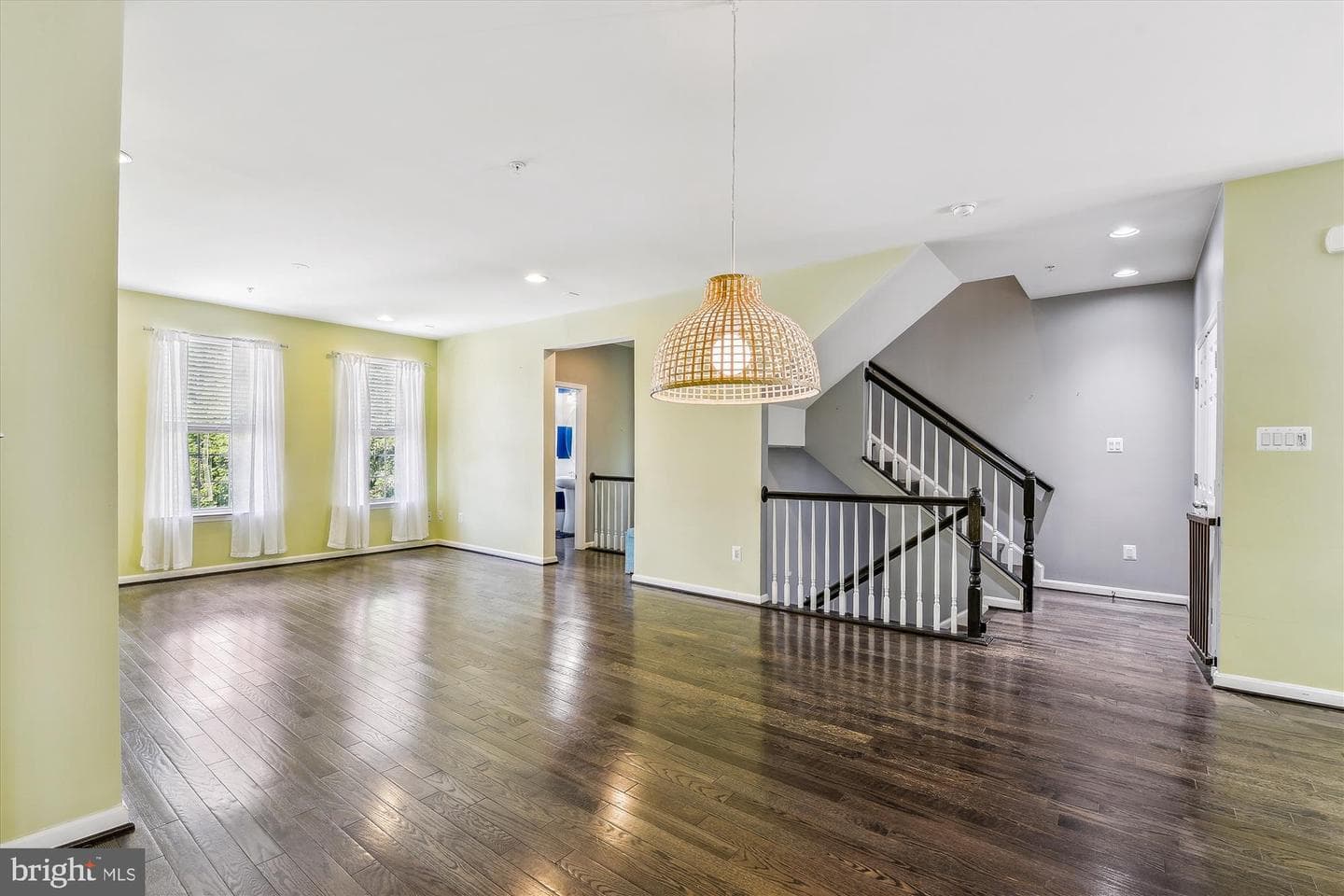 1614 Livingston Drive photo 10