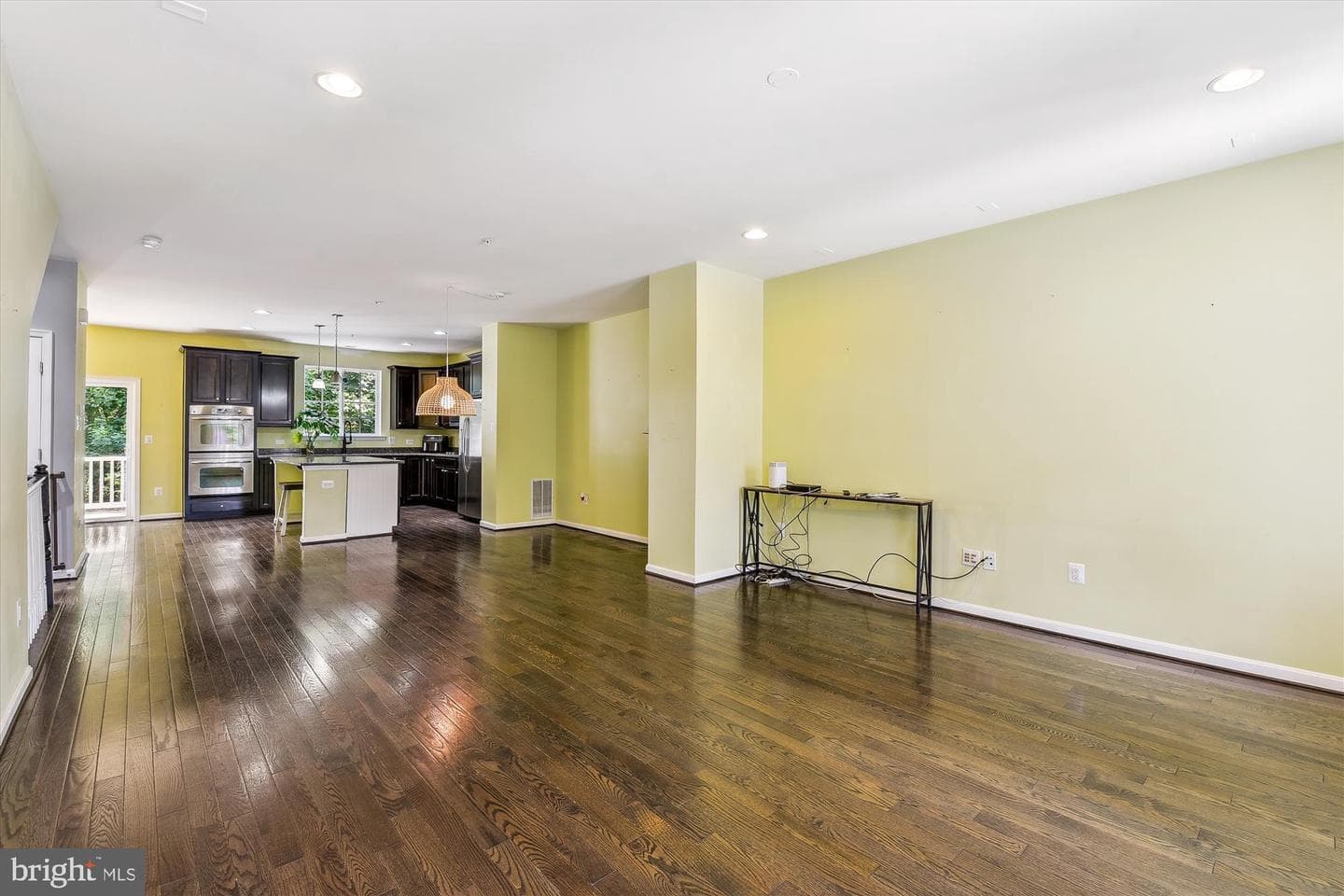 1614 Livingston Drive photo 5