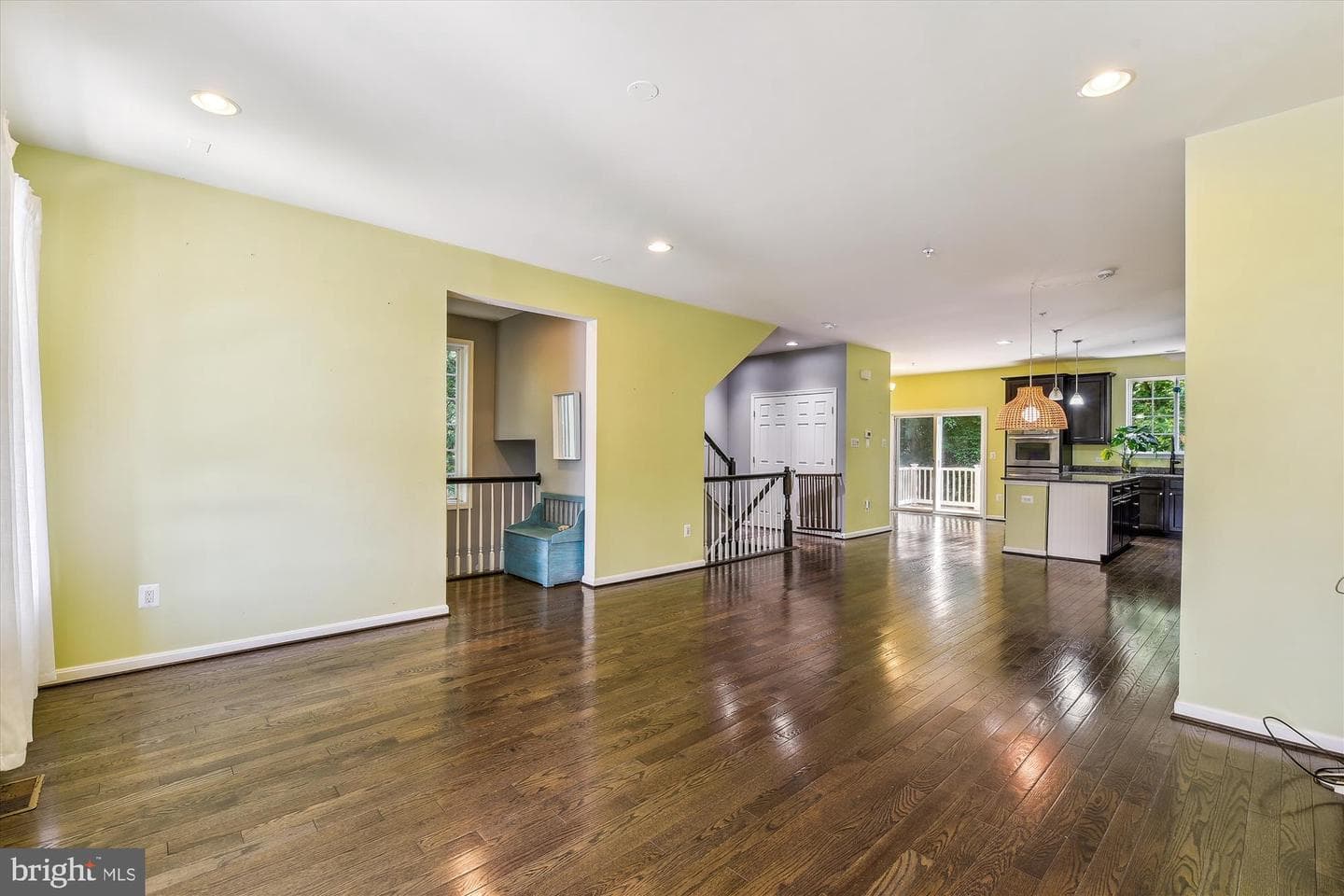 1614 Livingston Drive photo 6