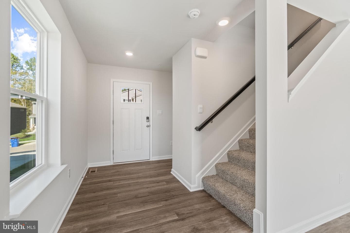 1005 Bunch Berry Drive photo 2