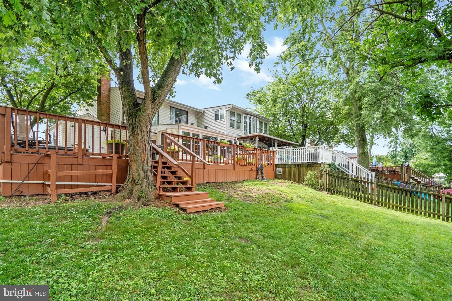 128 Breakwater Court photo 11