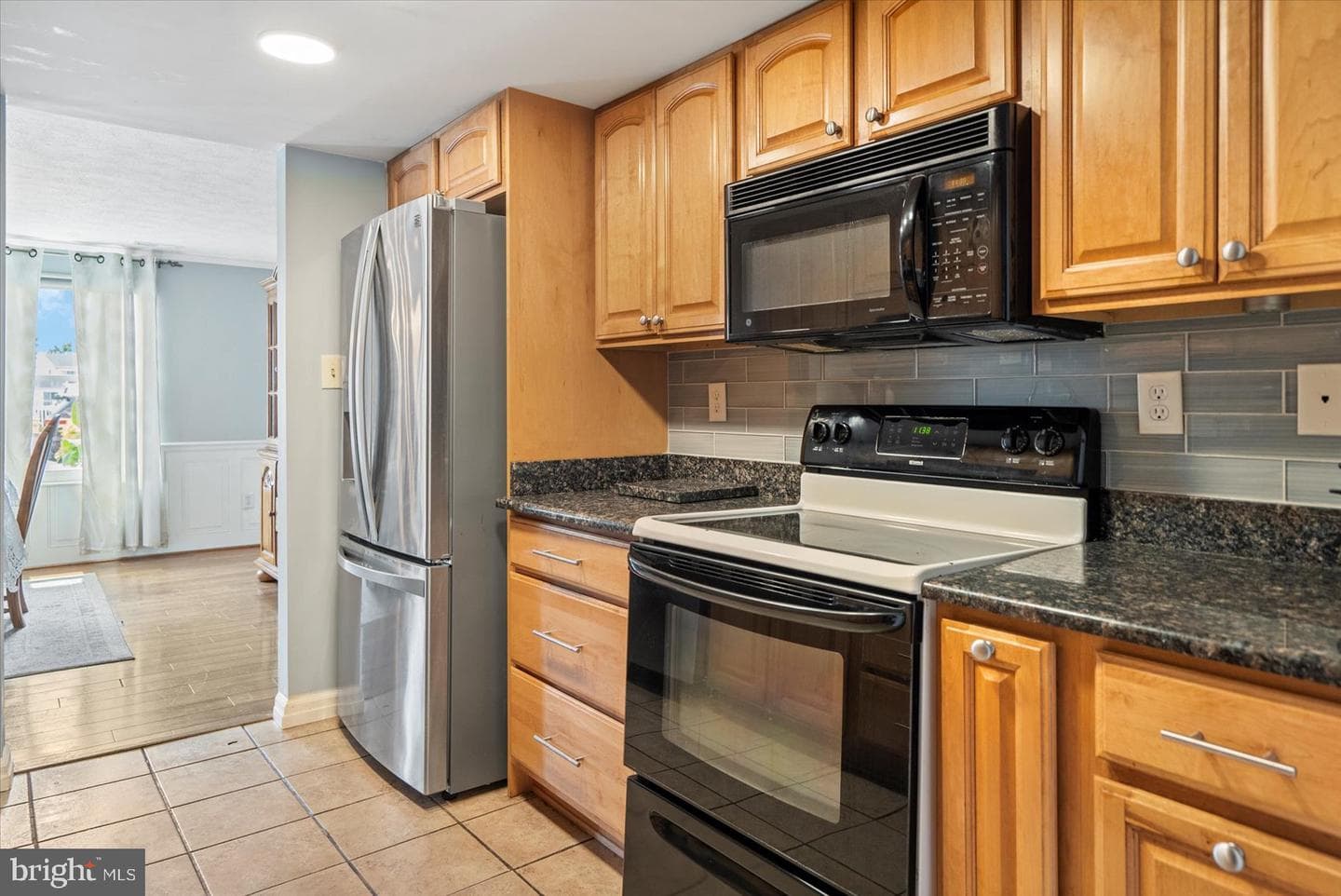 128 Breakwater Court photo 20