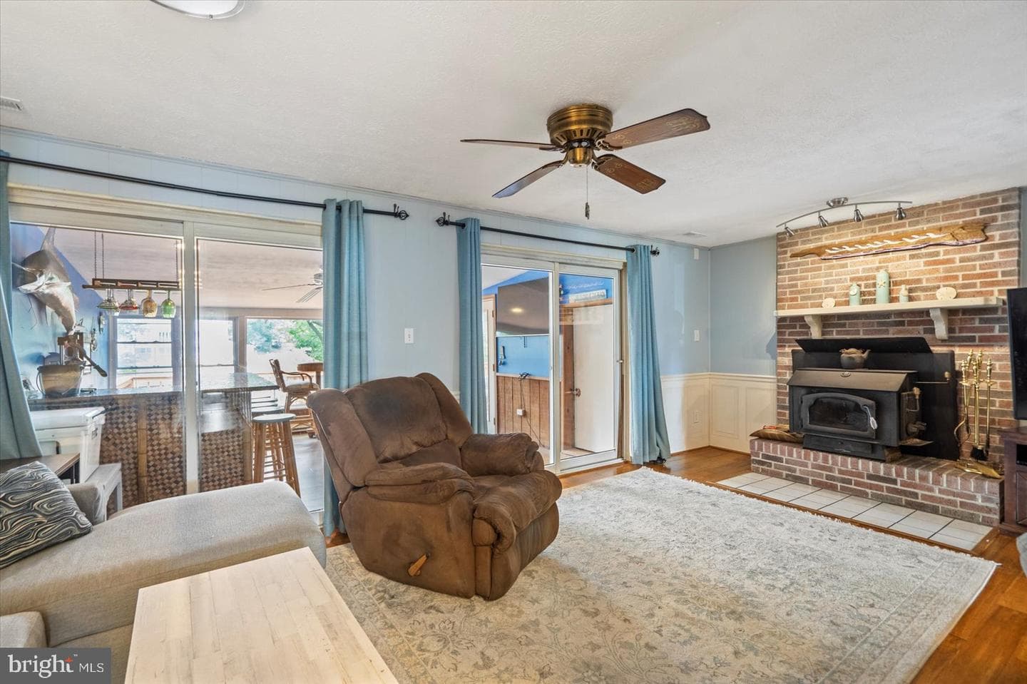 128 Breakwater Court photo 25