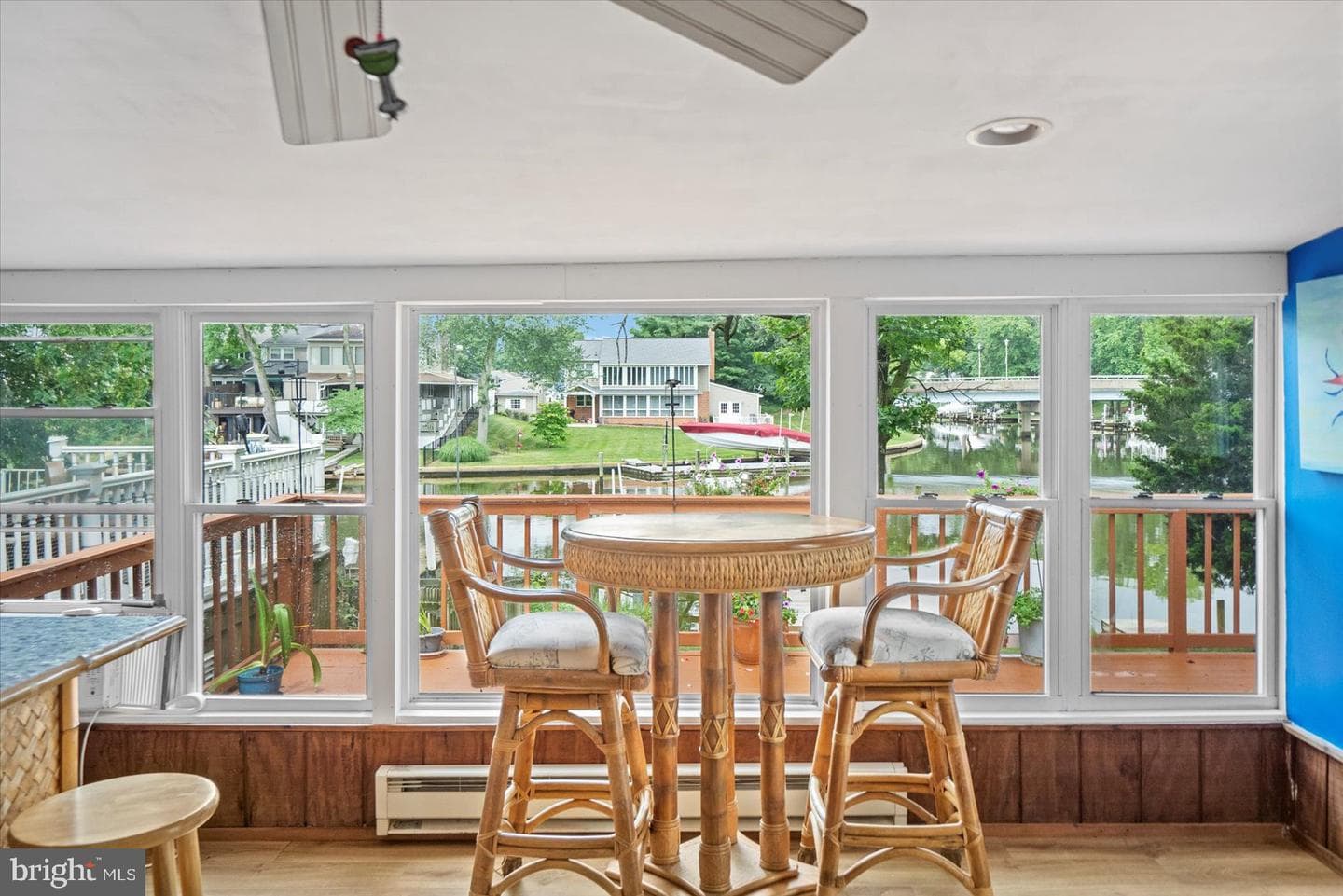 128 Breakwater Court photo 28