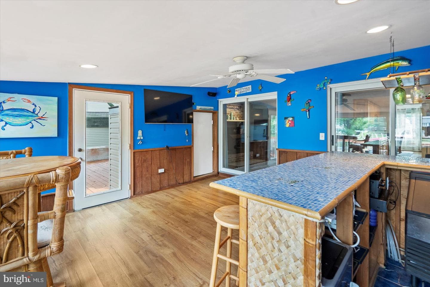 128 Breakwater Court photo 29