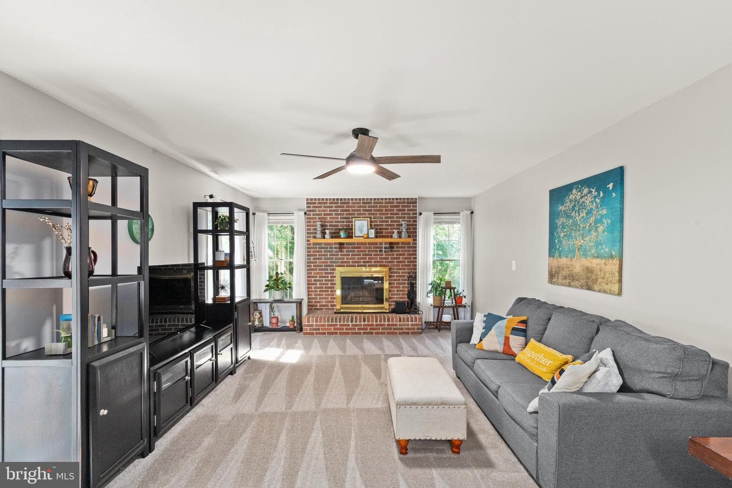 1401 Emily Court E photo 15