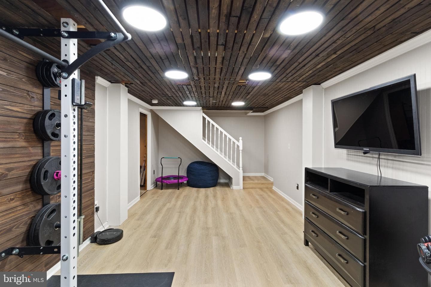 1401 Emily Court E photo 29