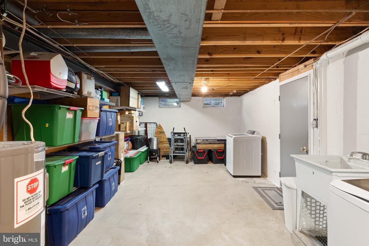 1401 Emily Court E photo 30