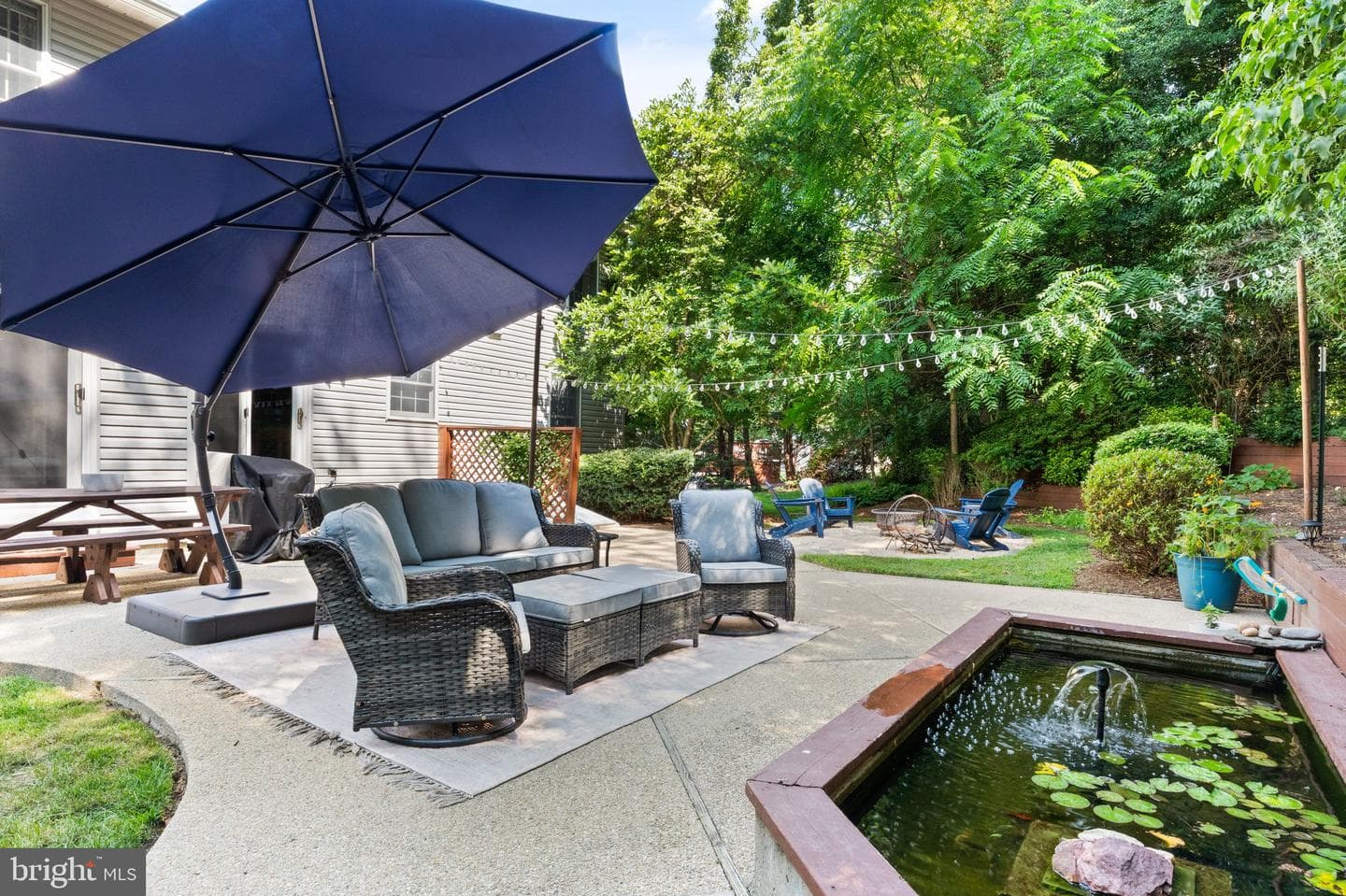 1401 Emily Court E photo 35